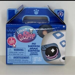 Littlest Pet Shop Blue and White Surprise Box